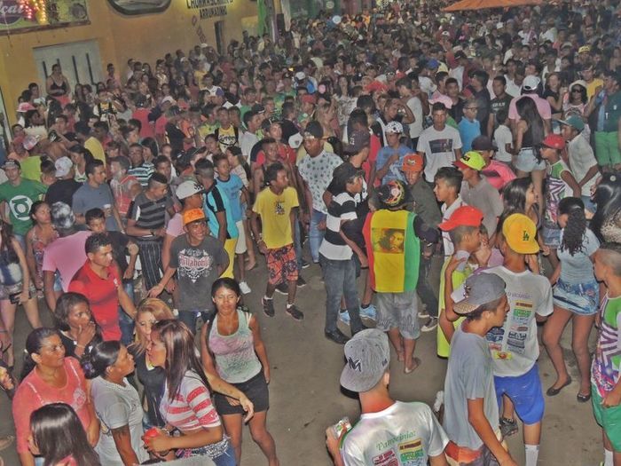 Quase 10 Mil pessoas estavam no corrador da folia da 2ª noite de carnaval - Imagem 7