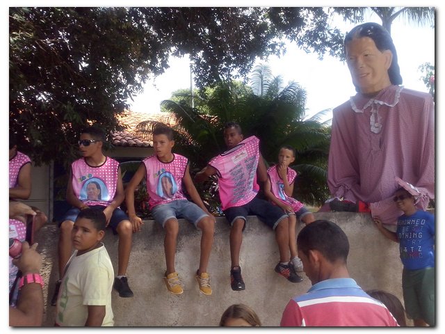 Bloco “Vai Quem Quer” arrasta multidão em Inhuma  - Imagem 34