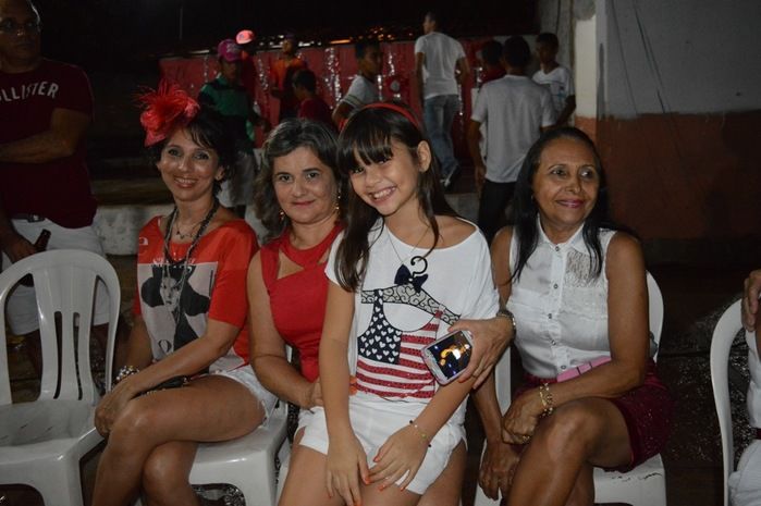 Sucesso no IV Baile Vermelho e Branco - Imagem 26