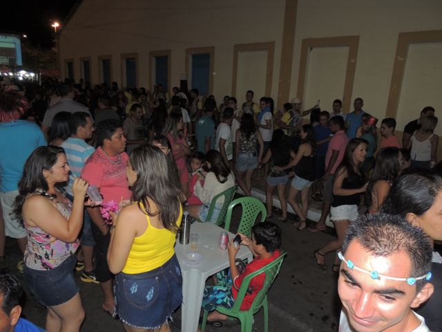 Público surpreende na primeira noite de Carnaval de Pedro II - Imagem 11