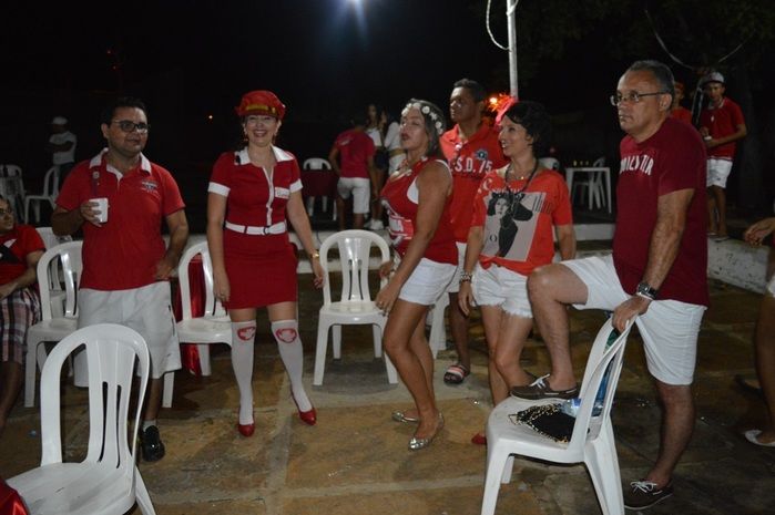 Sucesso no IV Baile Vermelho e Branco - Imagem 78