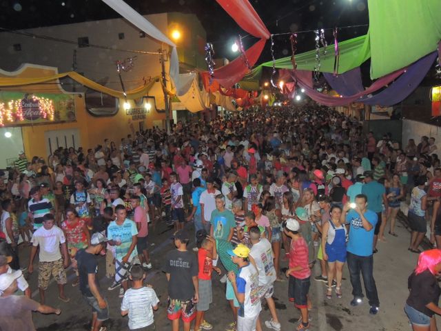 Público surpreende na primeira noite de Carnaval de Pedro II - Imagem 16