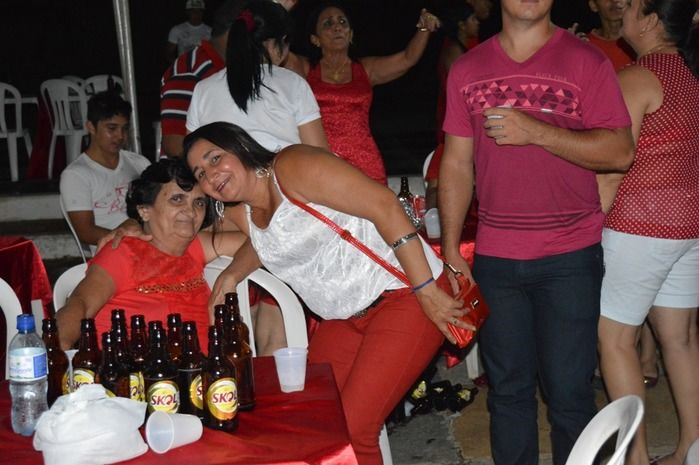 Sucesso no IV Baile Vermelho e Branco - Imagem 79