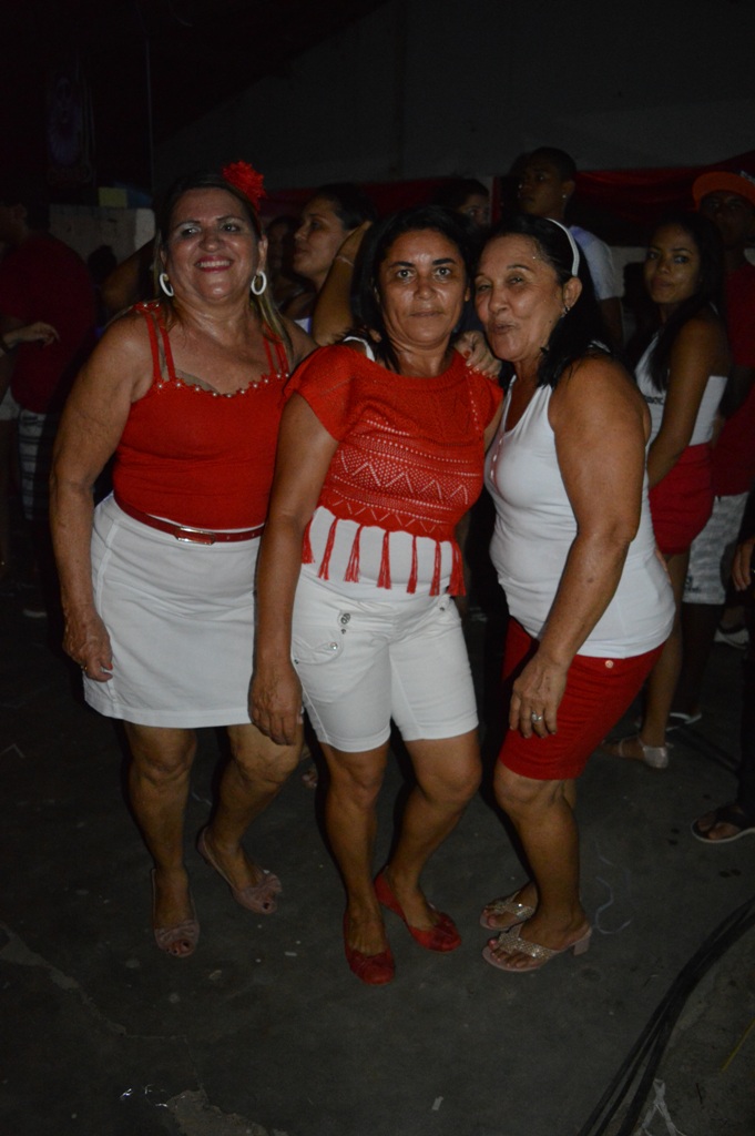 Sucesso no IV Baile Vermelho e Branco - Imagem 58