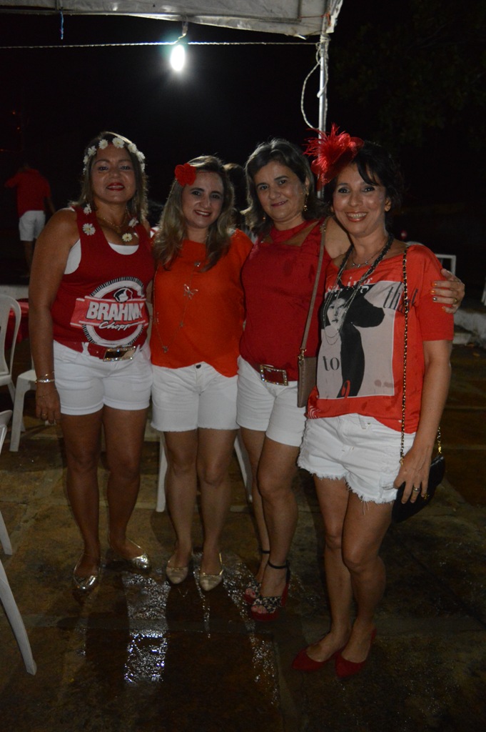 Sucesso no IV Baile Vermelho e Branco - Imagem 3