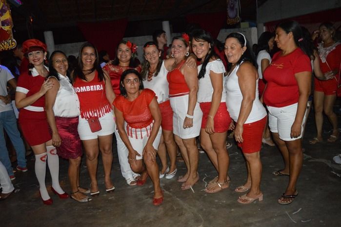 Sucesso no IV Baile Vermelho e Branco - Imagem 60