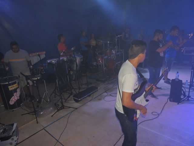 Público surpreende na primeira noite de Carnaval de Pedro II - Imagem 44