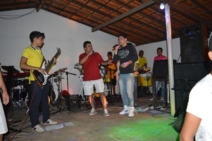Sucesso no IV Baile Vermelho e Branco - Imagem 55