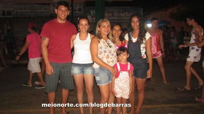 Alegria e descontração no tradicional 'Bloco dos Sujos' - Imagem 70