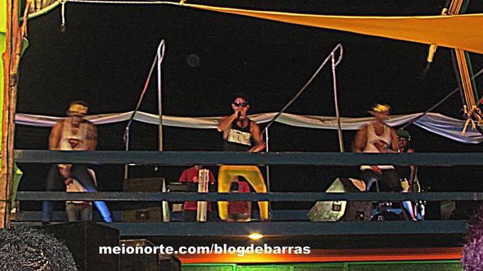 Alegria e descontração no tradicional 'Bloco dos Sujos' - Imagem 78