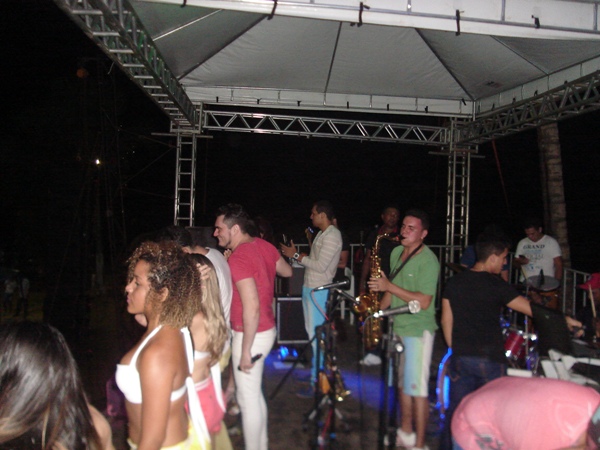 Prefeita Vânia Ribeiro faz avaliação positiva do Carnaval em Cajueiro da Praia - Imagem 2