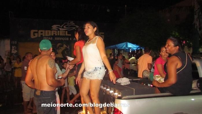 Alegria e descontração no tradicional 'Bloco dos Sujos' - Imagem 68