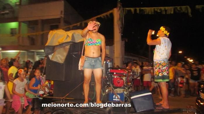 Alegria e descontração no tradicional 'Bloco dos Sujos' - Imagem 56