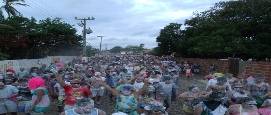 Prefeita Vânia Ribeiro faz avaliação positiva do Carnaval em Cajueiro da Praia