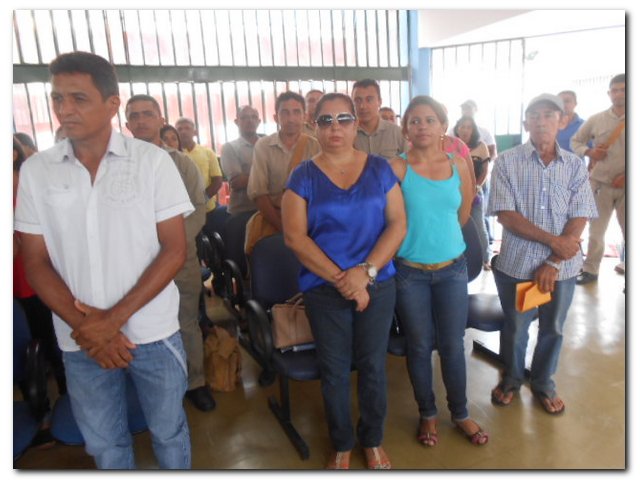 Prefeito Municipal Dr. Moura deixa mensagem na Câmara de Vereadores na abertura dos trabalhos do ano de 2015 - Imagem 16