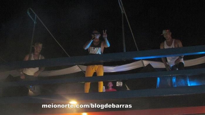 Alegria e descontração no tradicional 'Bloco dos Sujos' - Imagem 96