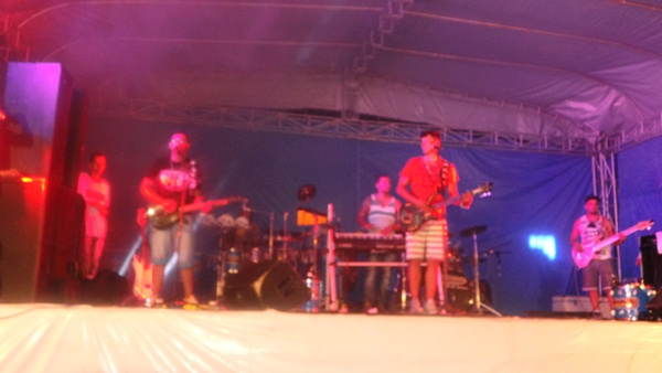 Carnaval em Pimenteiras teve Capilé e Felipe e Banda Envolvente - Imagem 1