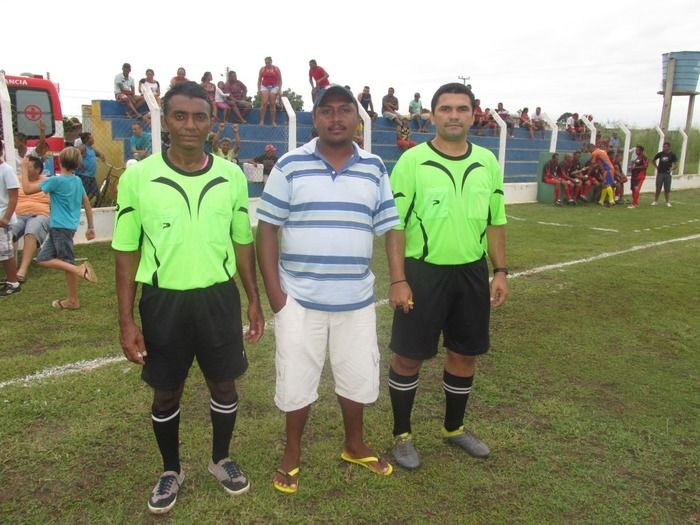 Demerval Lobão vence o time de Curralinhos na abertura do Campeonato dos quarentões em Agricolândia - Imagem 18