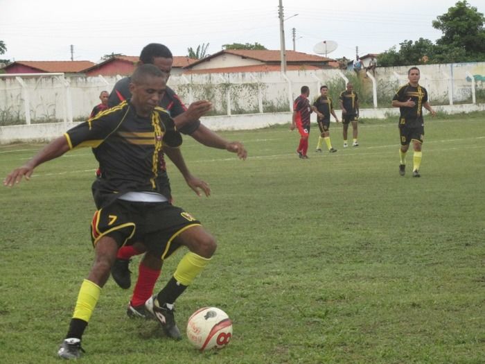 Demerval Lobão vence o time de Curralinhos na abertura do Campeonato dos quarentões em Agricolândia - Imagem 20