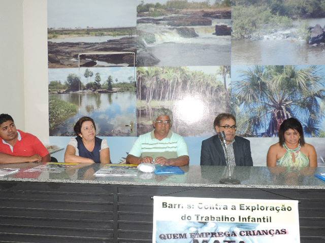  Primeira-dama Edneida Fortes participou de palestra contra exploração do trabalho infantil   - Imagem 3