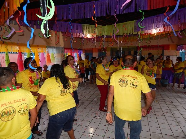 Social realiza Carnaval para os Idosos de Lagoinha - Imagem 6