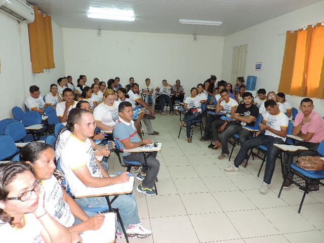  Primeira-dama Edneida Fortes participou de palestra contra exploração do trabalho infantil   - Imagem 2