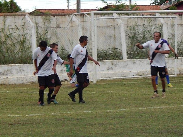 Quarentões de Lagoinha faz estréia com Vitoria  - Imagem 18