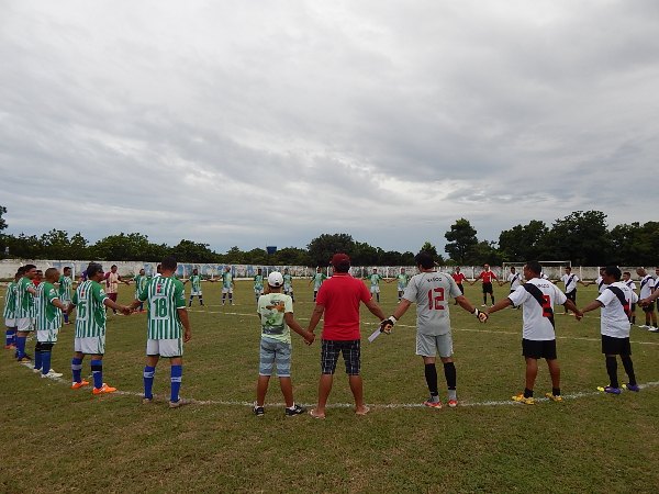 Quarentões de Lagoinha faz estréia com Vitoria  - Imagem 1