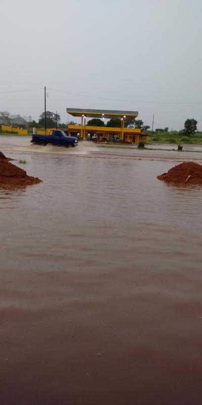 Fortes chuvas alagam trecho da BR-316 próximo a Elesbão Veloso e dificulta trânsito  - Imagem 12
