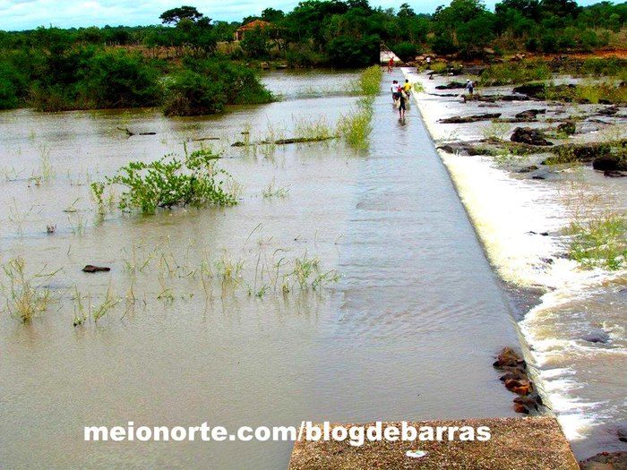 Rio Longa cheio atrai visitantes - Imagem 8