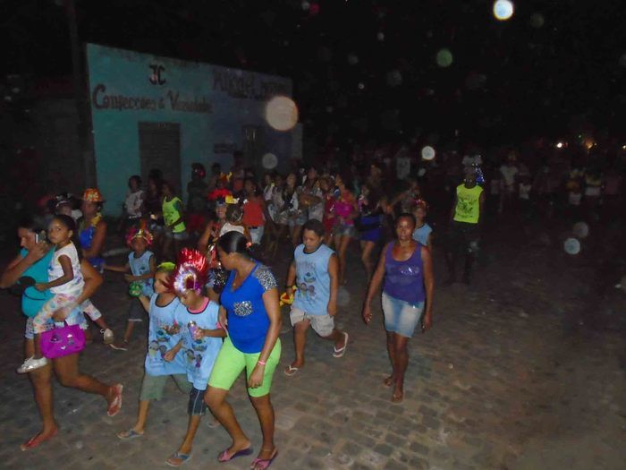 Crianças, adolescentes e idosos do SCFV caem na folia às vésperas do carnaval - Imagem 62