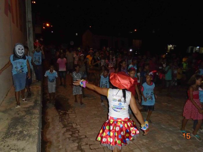 Crianças, adolescentes e idosos do SCFV caem na folia às vésperas do carnaval - Imagem 73