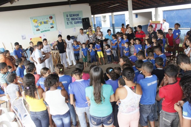 Prefeita reforça compromisso com educação na abertura do período letivo em Miguel Alves - Imagem 4