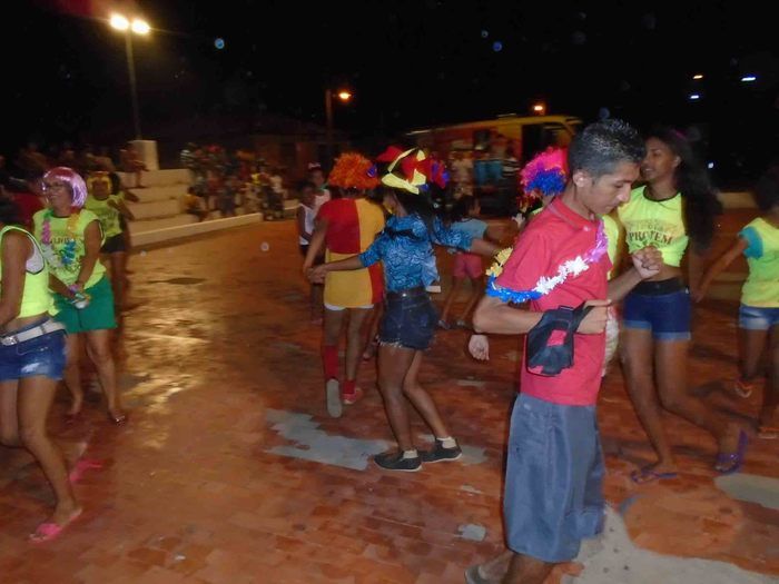 Crianças, adolescentes e idosos do SCFV caem na folia às vésperas do carnaval - Imagem 88