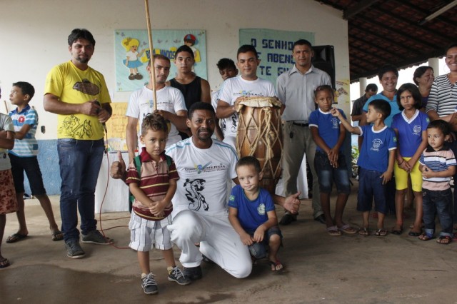 Prefeita reforça compromisso com educação na abertura do período letivo em Miguel Alves - Imagem 5