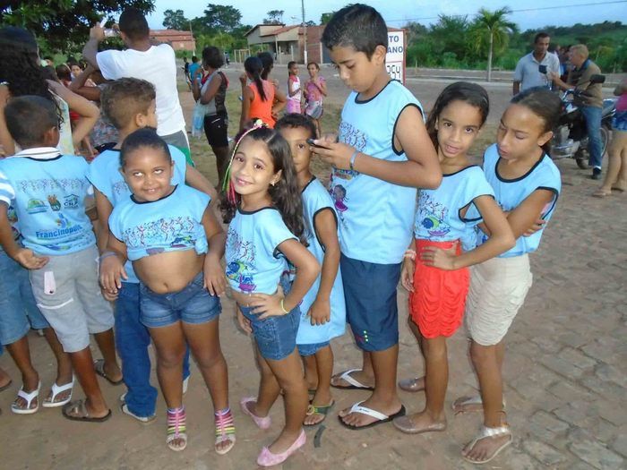 Crianças, adolescentes e idosos do SCFV caem na folia às vésperas do carnaval - Imagem 16