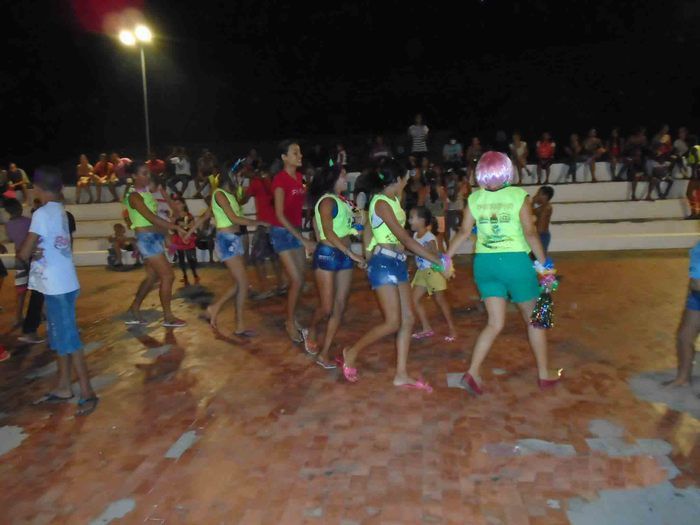 Crianças, adolescentes e idosos do SCFV caem na folia às vésperas do carnaval - Imagem 86