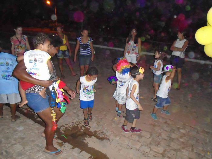 Crianças, adolescentes e idosos do SCFV caem na folia às vésperas do carnaval - Imagem 33