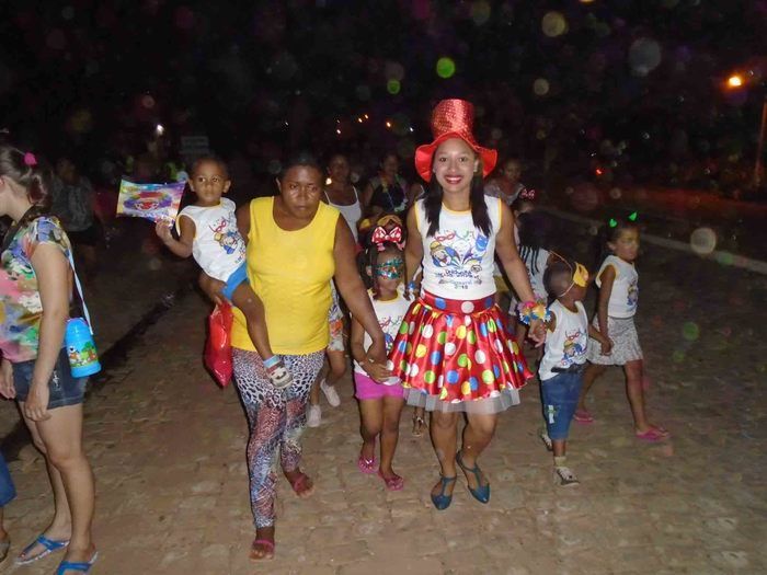 Crianças, adolescentes e idosos do SCFV caem na folia às vésperas do carnaval - Imagem 35