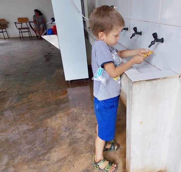 Secretaria de Saúde realiza escovação supervisionada nas Escolas Municipais - Imagem 11