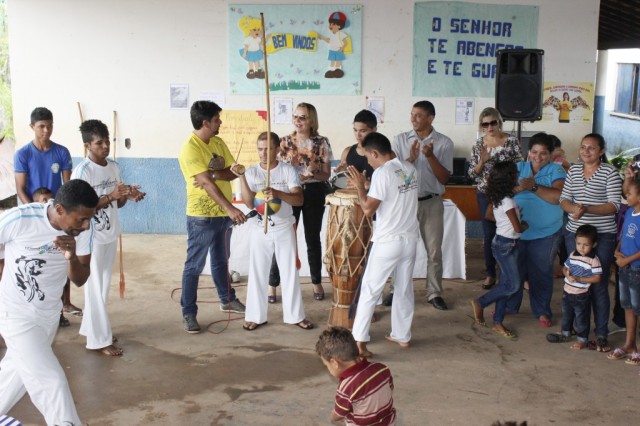 Prefeita reforça compromisso com educação na abertura do período letivo em Miguel Alves - Imagem 6