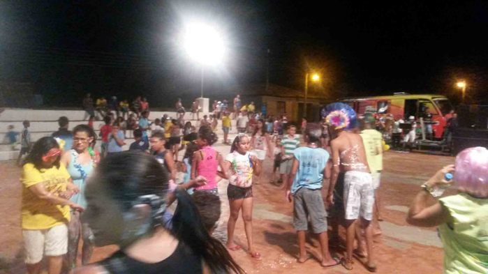 Crianças, adolescentes e idosos do SCFV caem na folia às vésperas do carnaval - Imagem 123