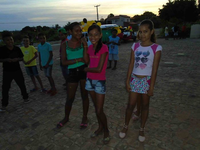 Crianças, adolescentes e idosos do SCFV caem na folia às vésperas do carnaval - Imagem 17