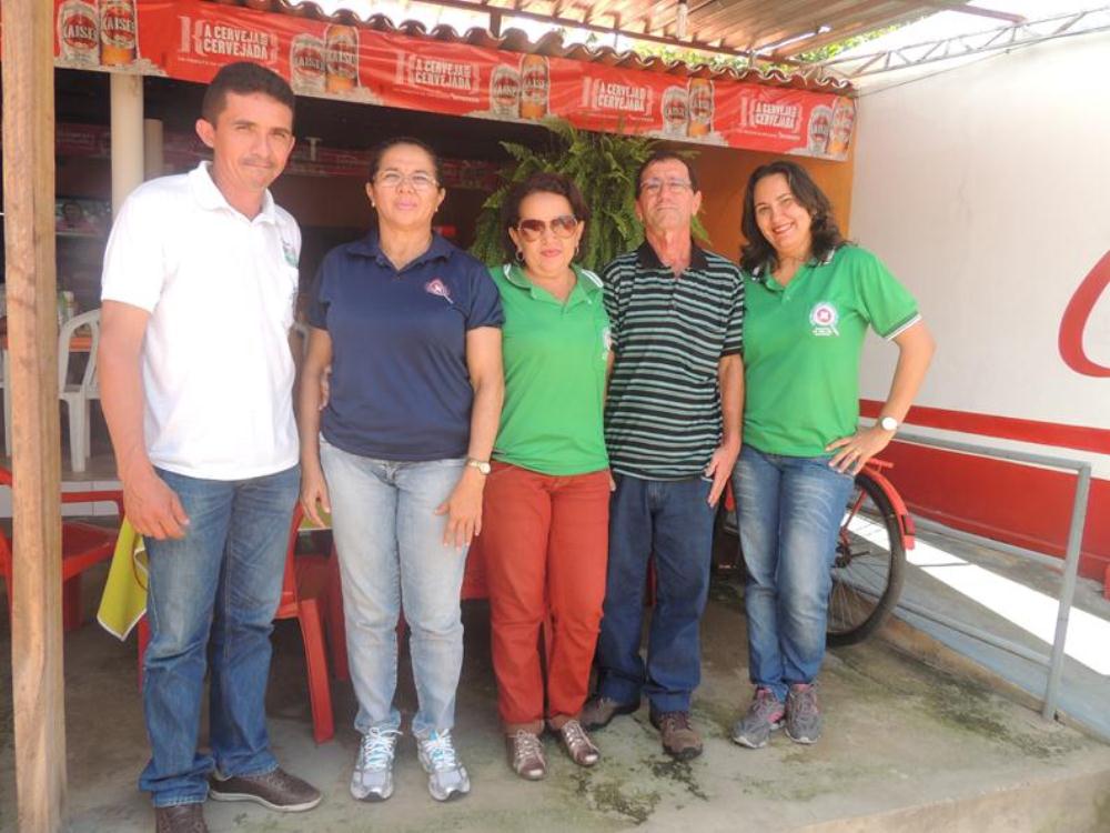 Técnicos da Vigilância Sanitária visitam Água Branca