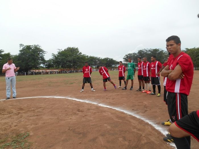 Abertura do Campeonato Municipal de Futebol 2015 em Francinópolis - Imagem 15
