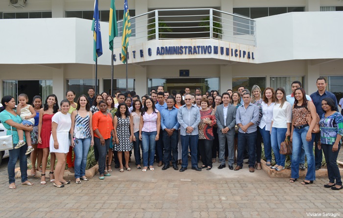 Prefeitura de Corrente realiza solenidade de posse dos concursados - Imagem 2