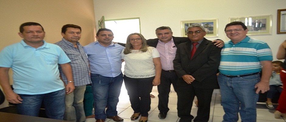 Empossada como vereadora a suplente Mércia Maria 