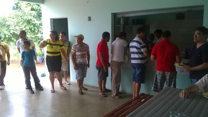 Prefeito Raimundo Ferreira recebe vários líderes comunitários e juntos debates problemas das comunidades  - Imagem 2