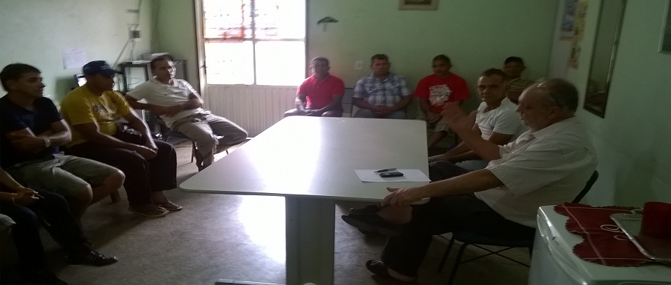 Prefeito Raimundo Ferreira recebe vários líderes comunitários e juntos debates problemas das comunidades 