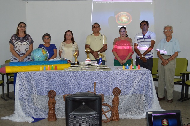 Bernildo Val participa da abertura do ano letivo e pede empenho para elevar Ideb das escolas - Imagem 1